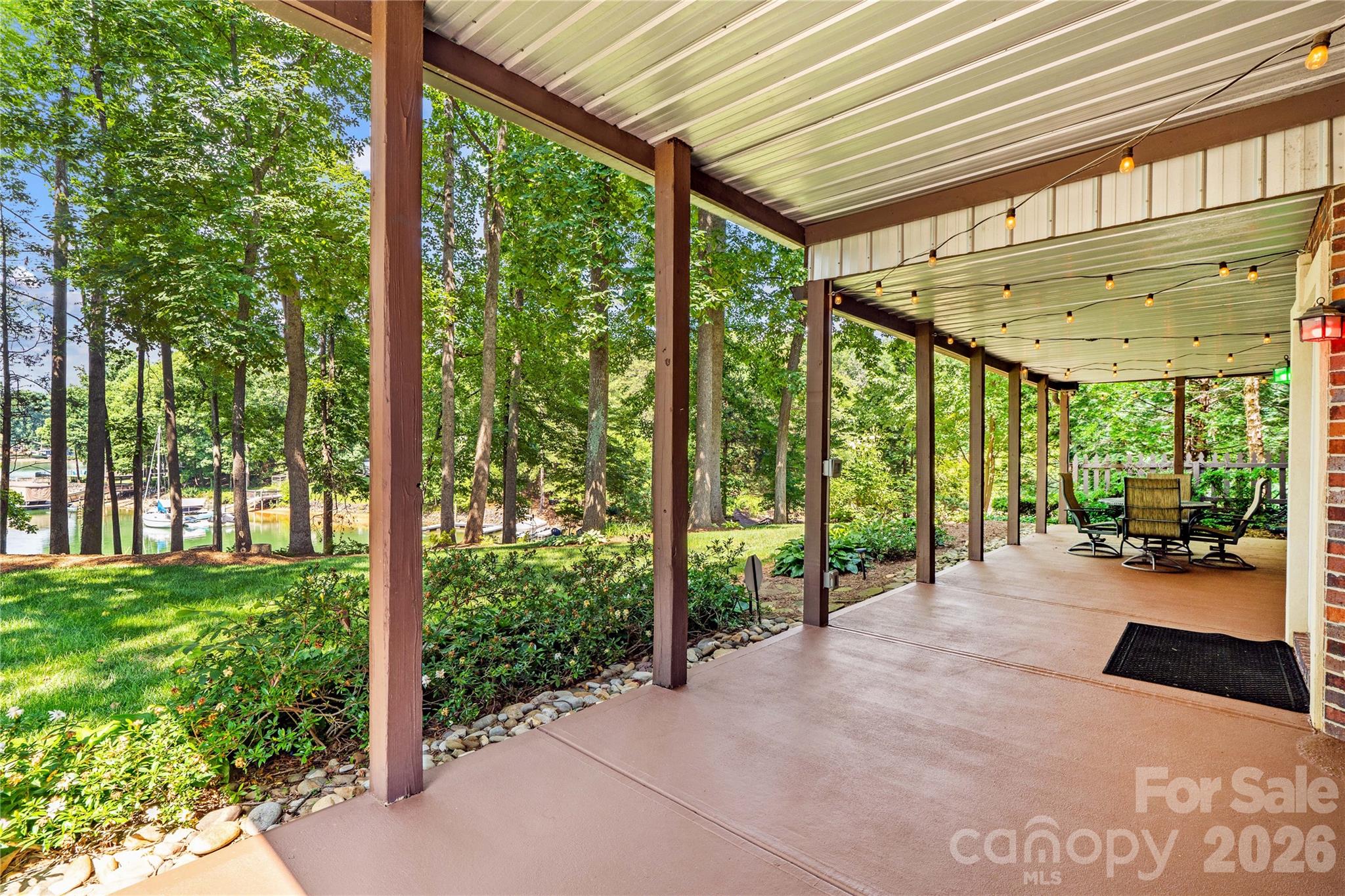 155 Lynn Cove Lane — Mooresville
