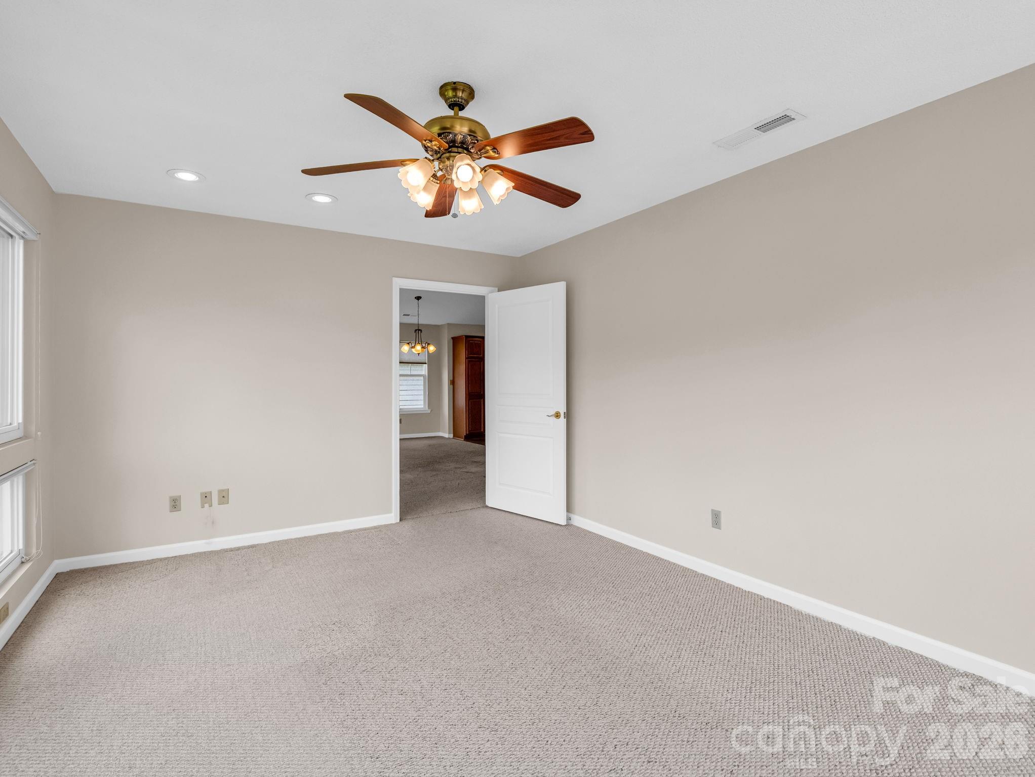 51 Barn Owl Way — Hendersonville