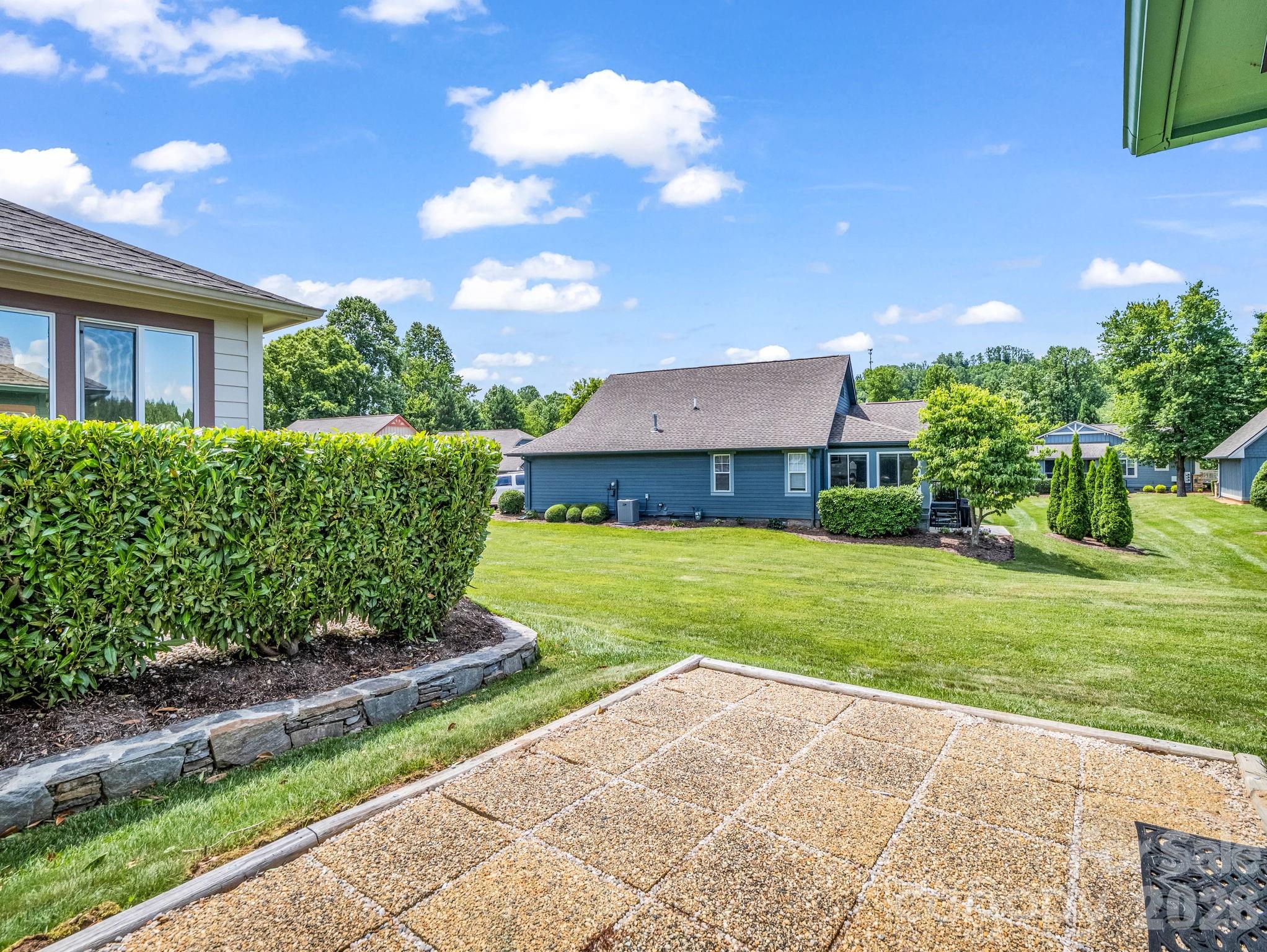 51 Barn Owl Way — Hendersonville
