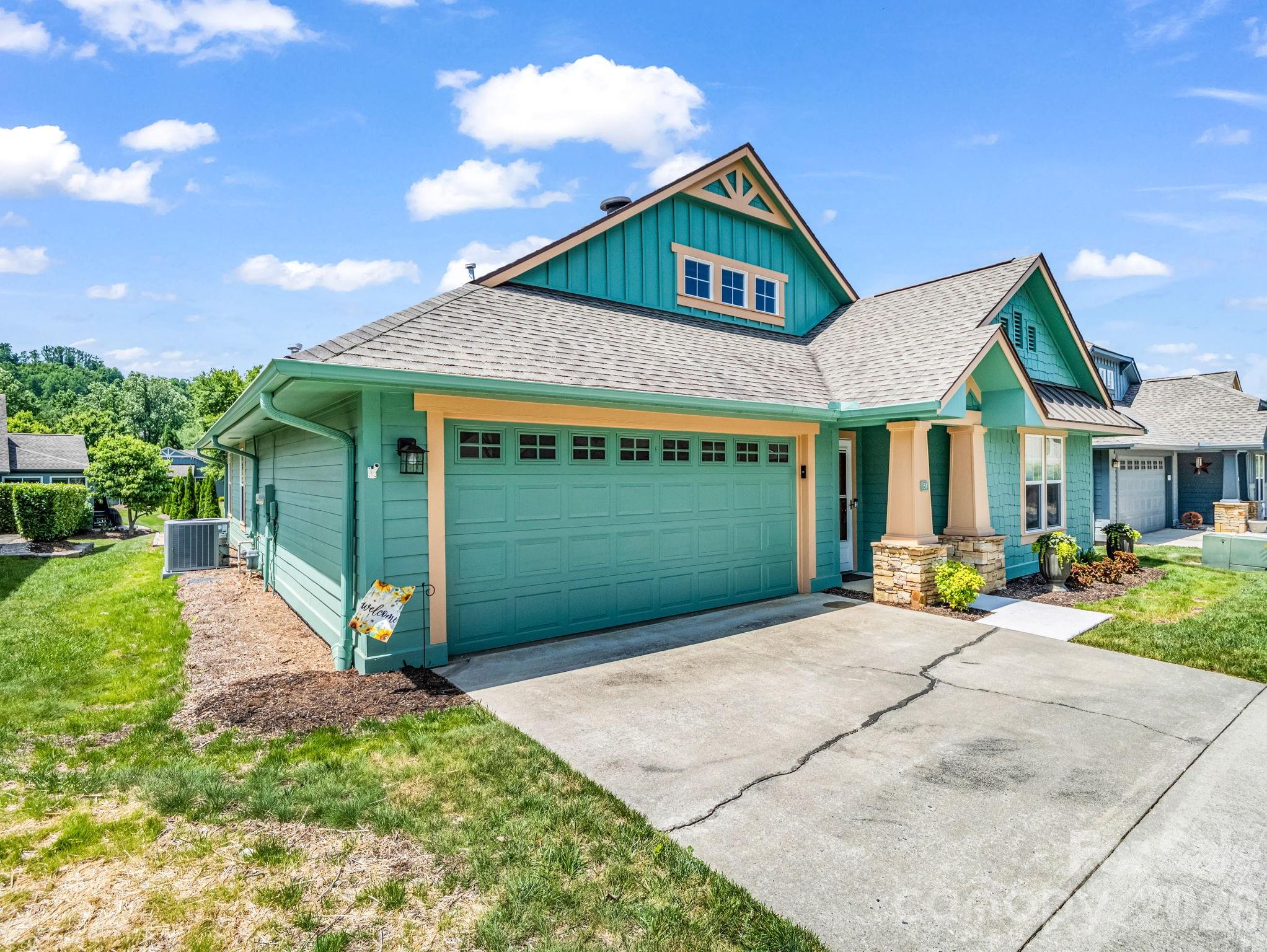 51 Barn Owl Way — Hendersonville