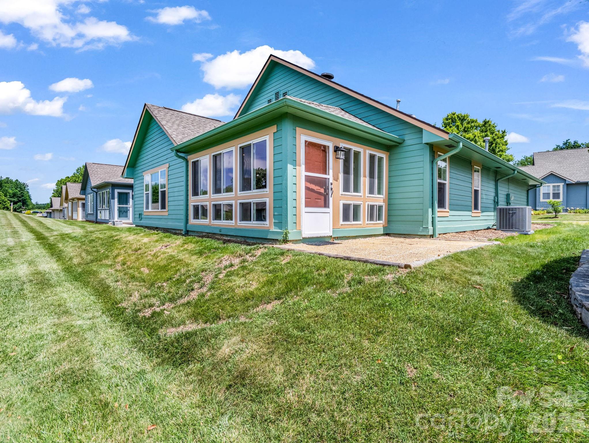 51 Barn Owl Way — Hendersonville
