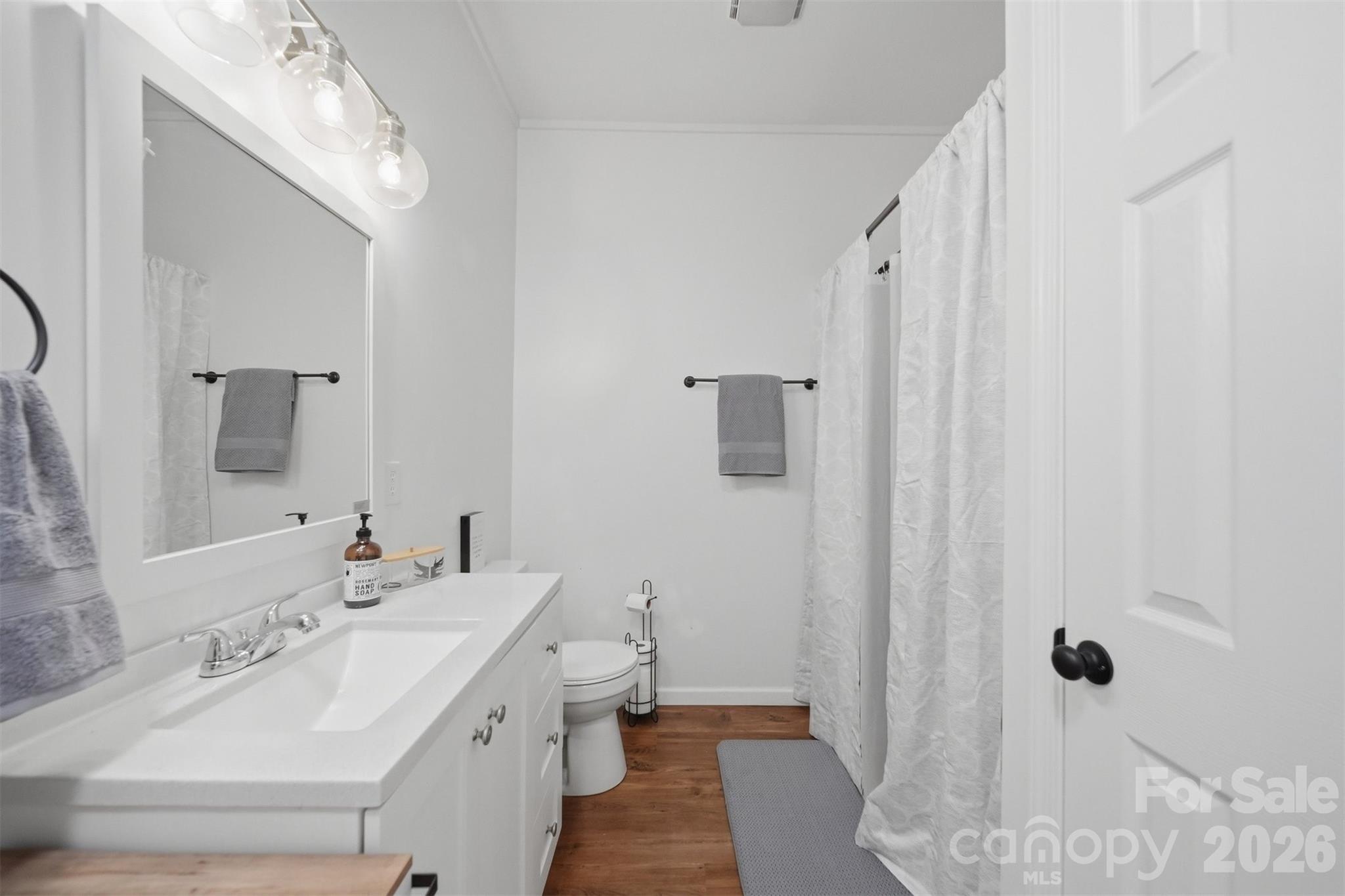 1857 Creekside Place — Lenoir