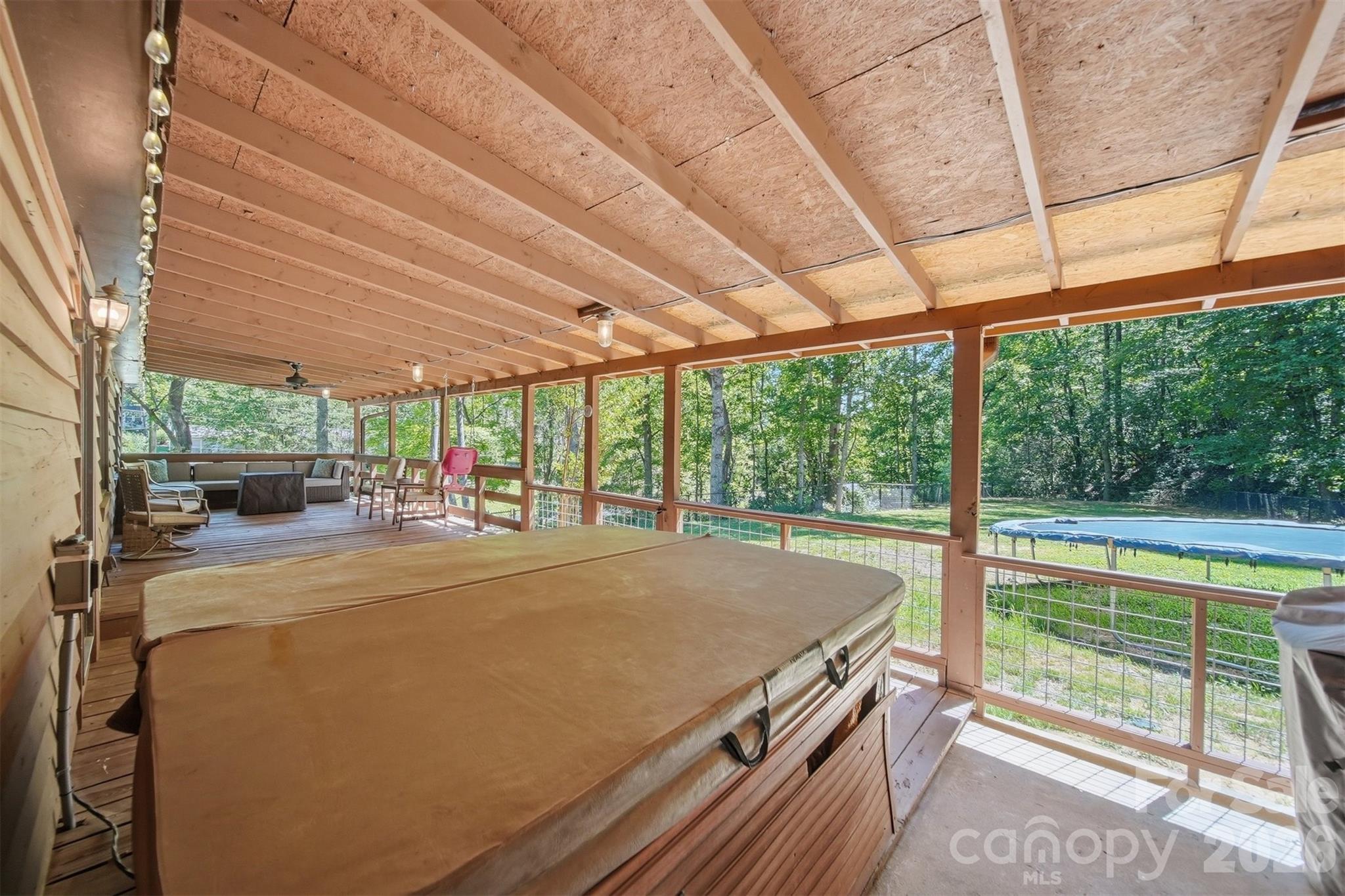 1857 Creekside Place — Lenoir