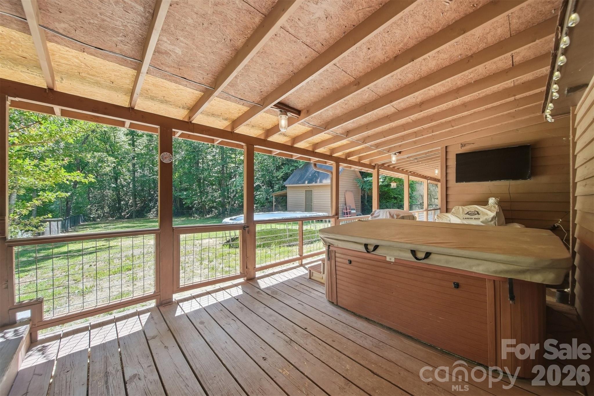 1857 Creekside Place — Lenoir