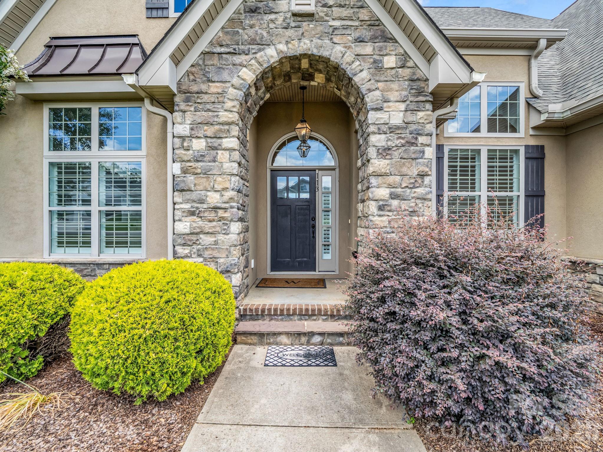 113 Deer Brook Drive — Shelby