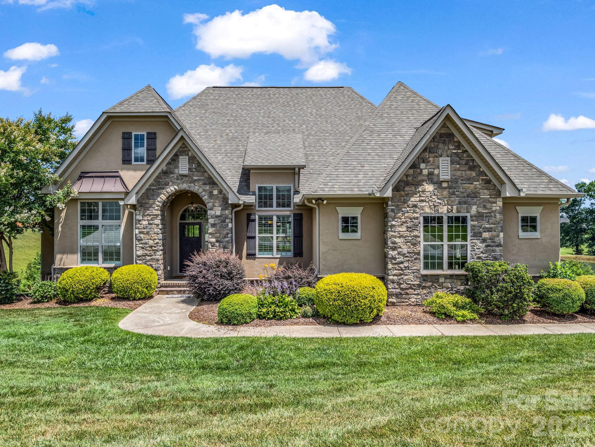 113 Deer Brook Drive — Shelby