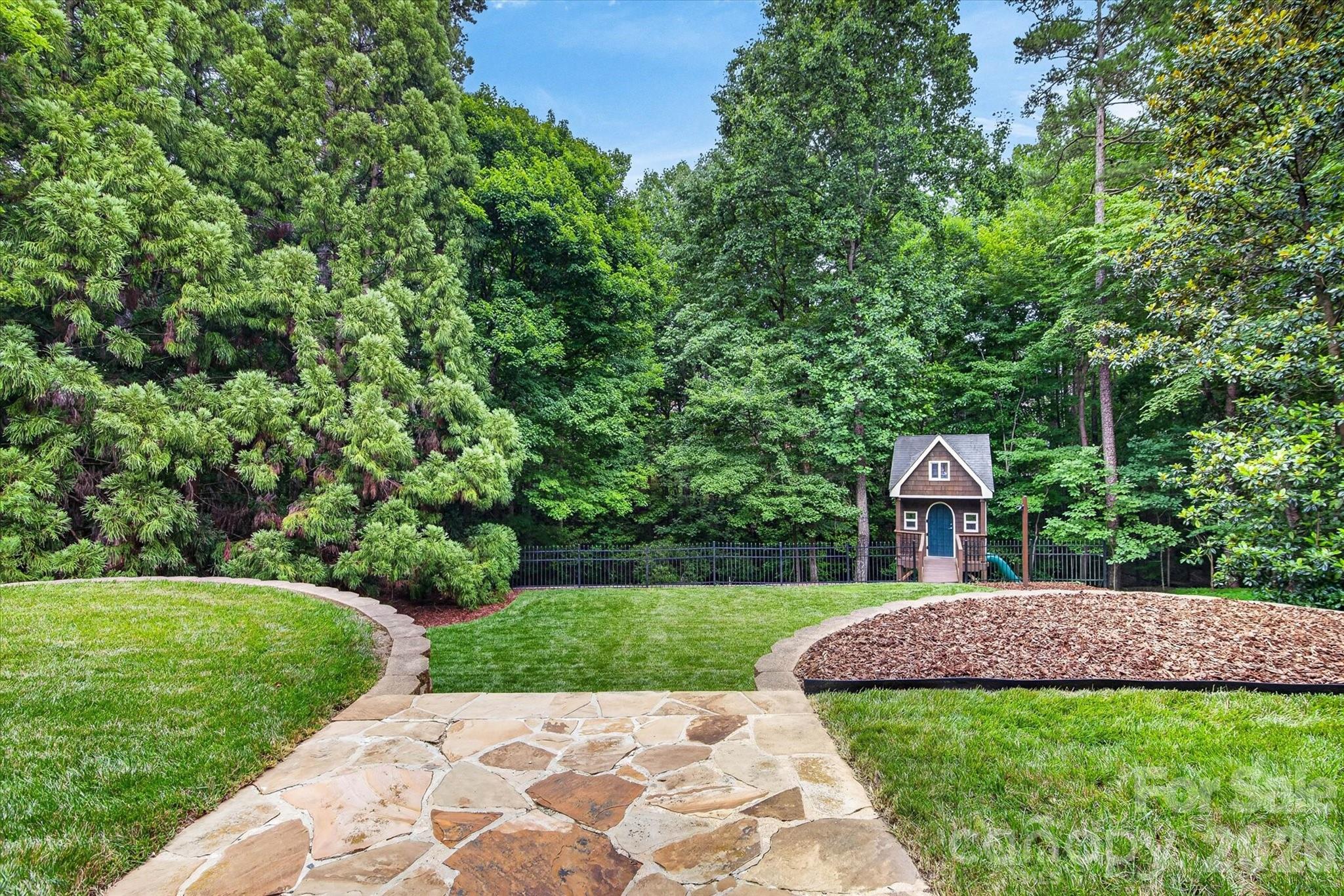 2929 Providence Trail Lane — Charlotte