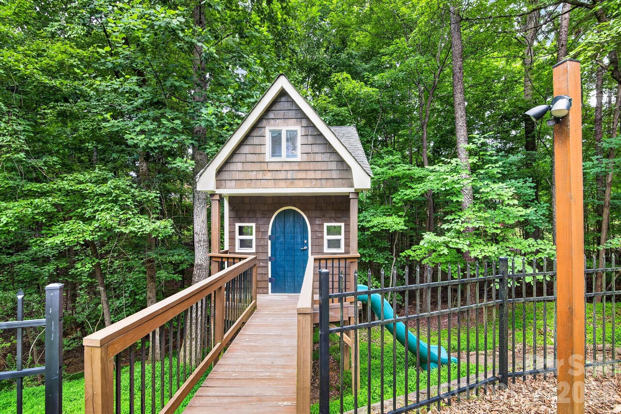 2929 Providence Trail Lane — Charlotte