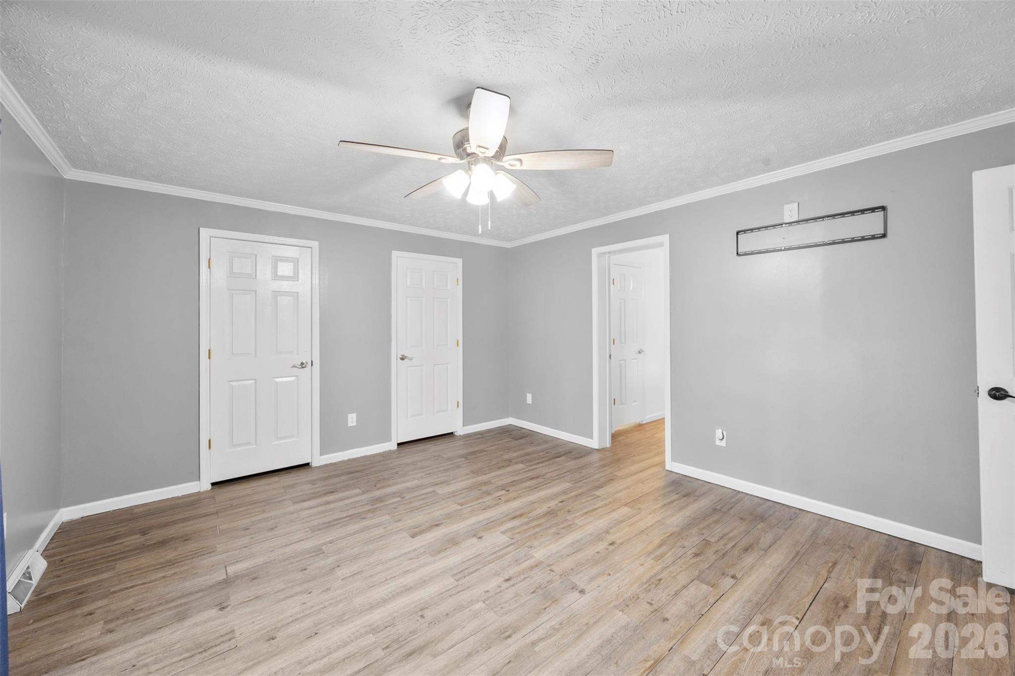 40047 Old Salisbury Road — New London