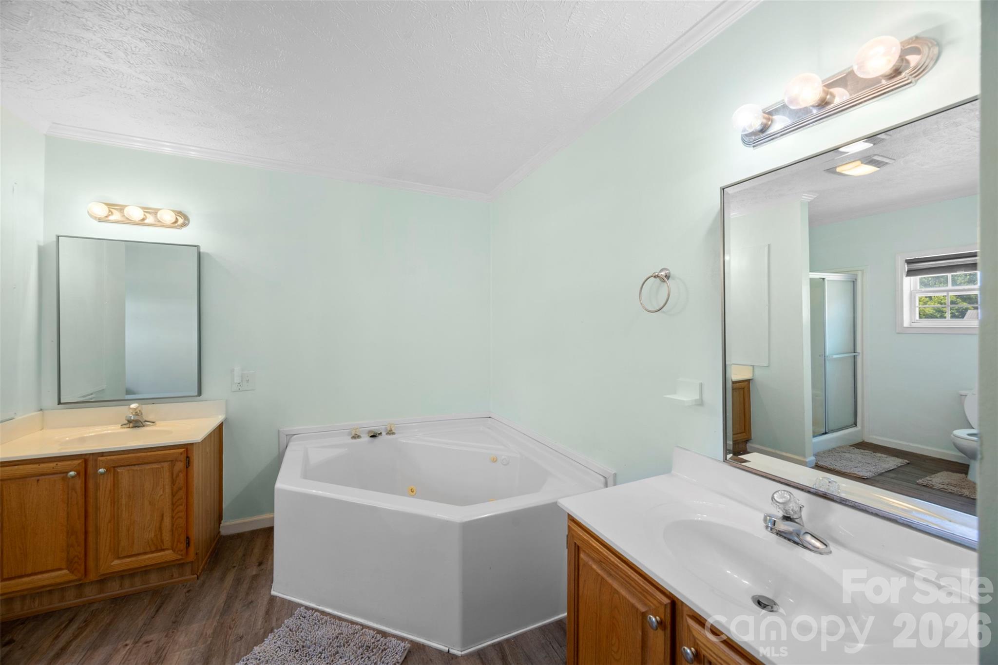 40047 Old Salisbury Road — New London