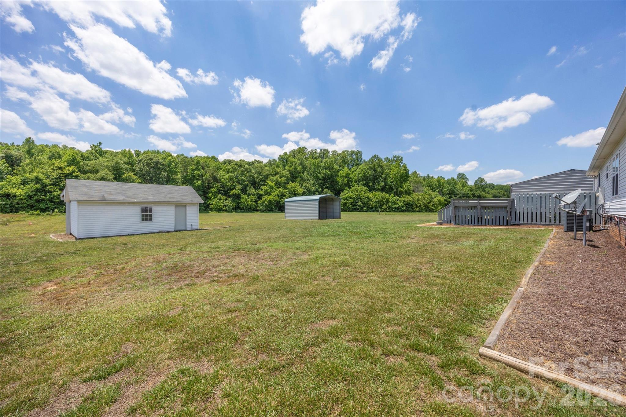 40047 Old Salisbury Road — New London