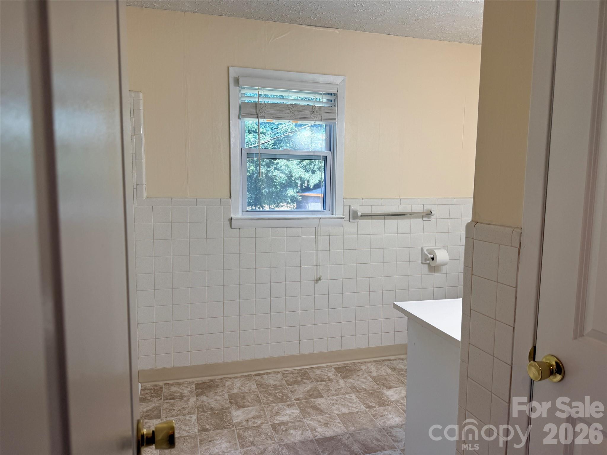 267 Hoopaugh Avenue — Ellenboro