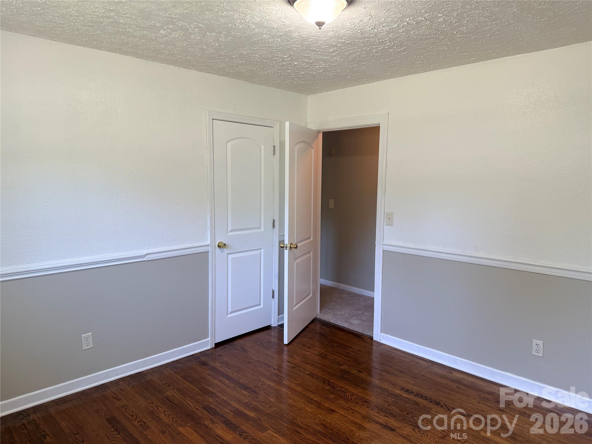 267 Hoopaugh Avenue — Ellenboro