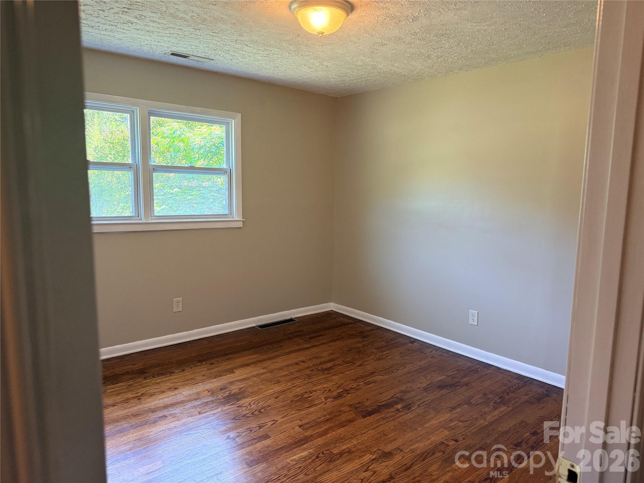 267 Hoopaugh Avenue — Ellenboro
