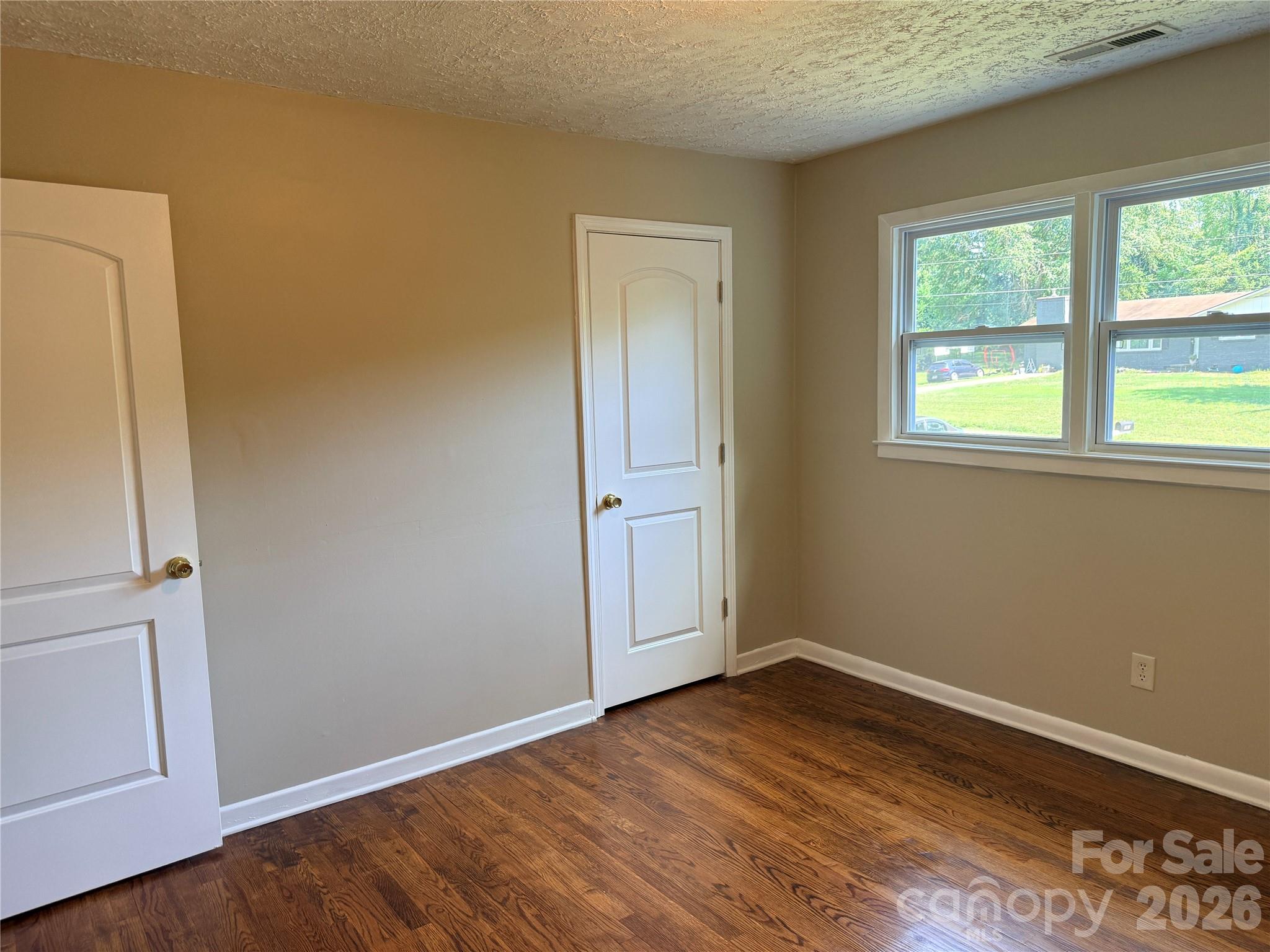 267 Hoopaugh Avenue — Ellenboro
