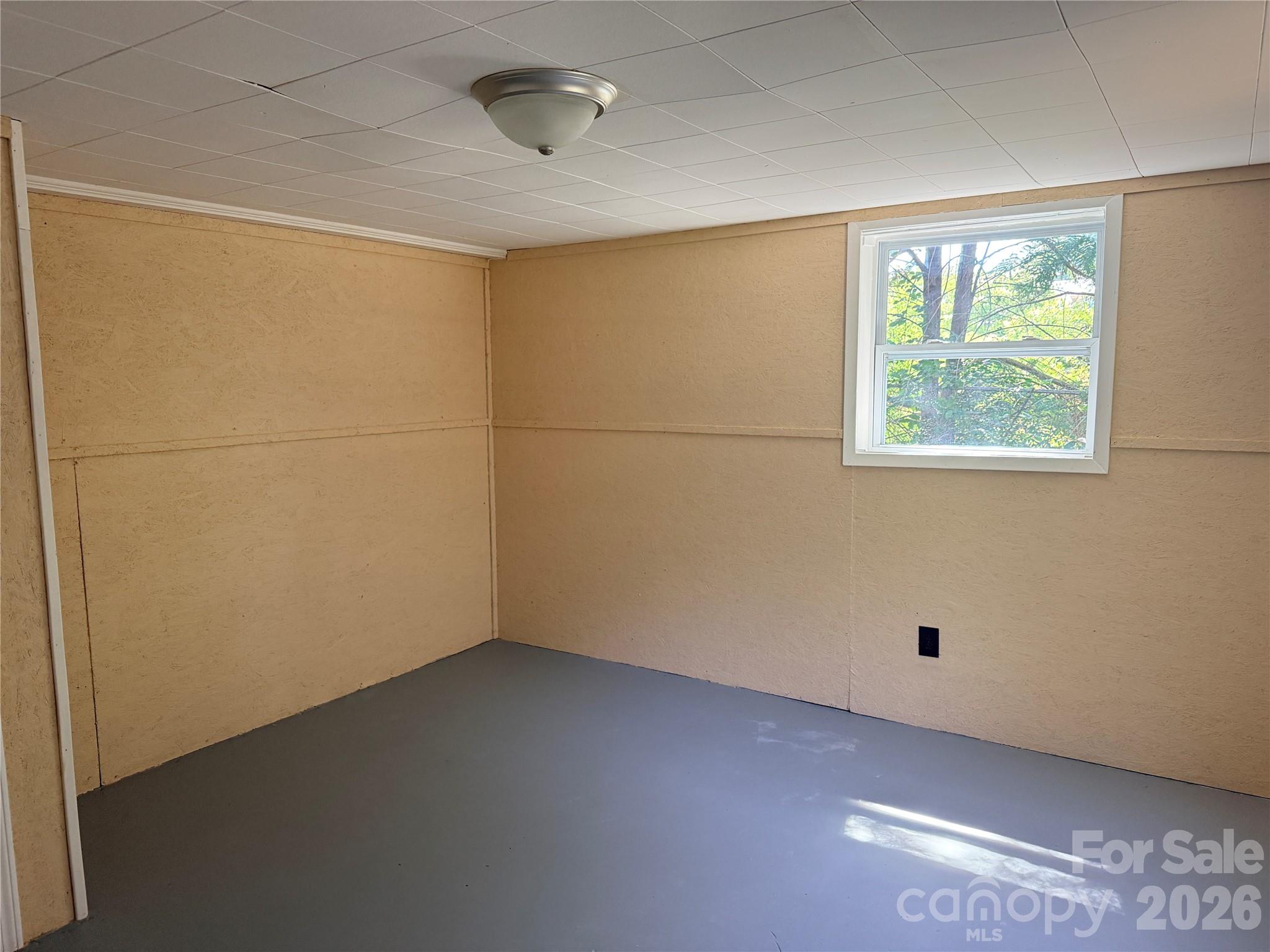 267 Hoopaugh Avenue — Ellenboro