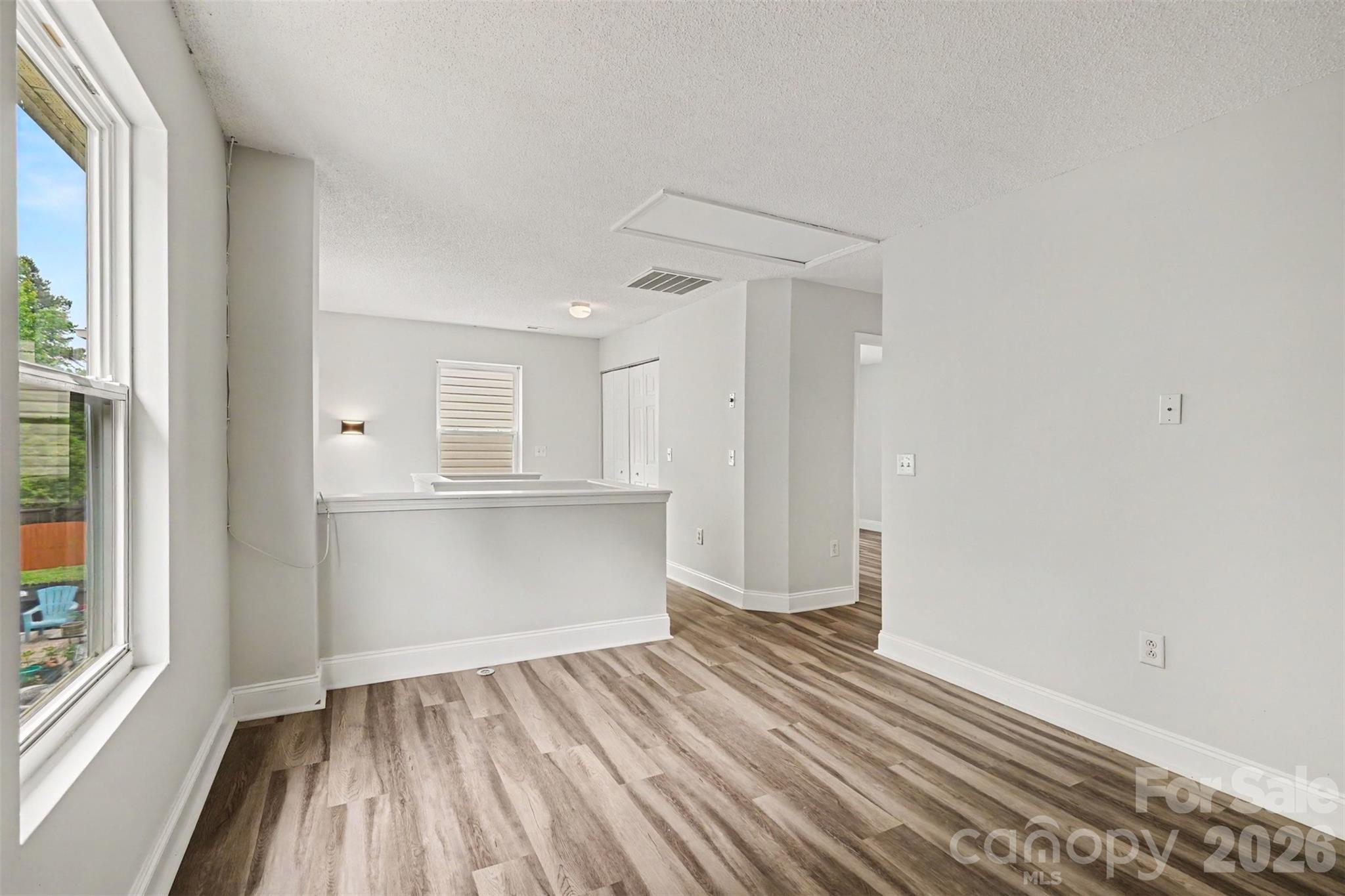 6010 Raisin Tree Lane — Charlotte