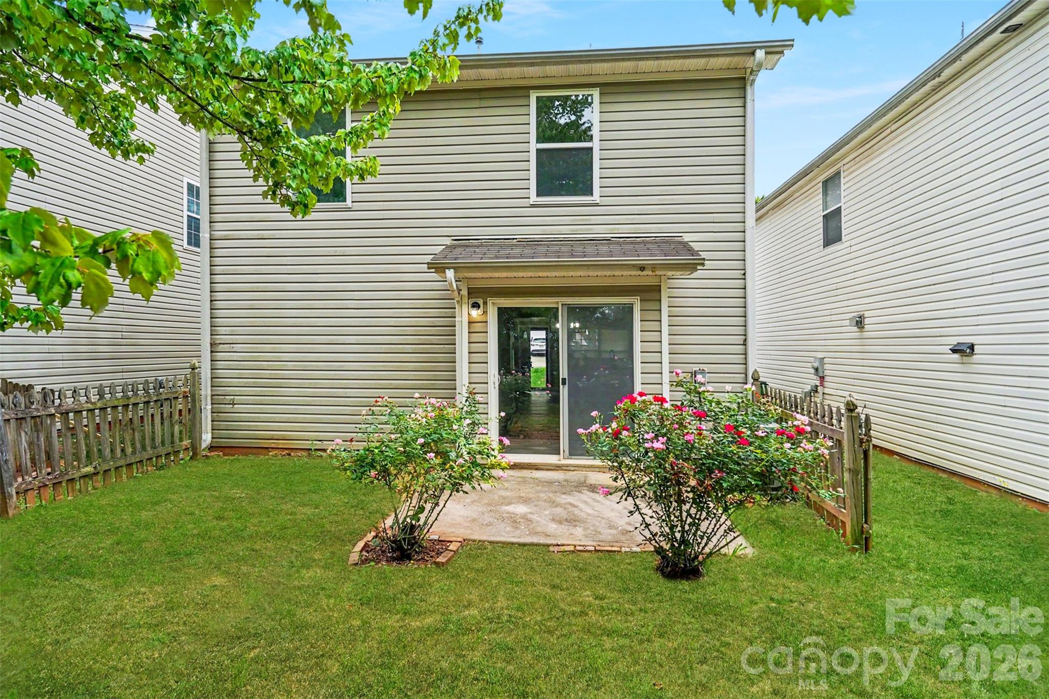 6010 Raisin Tree Lane — Charlotte
