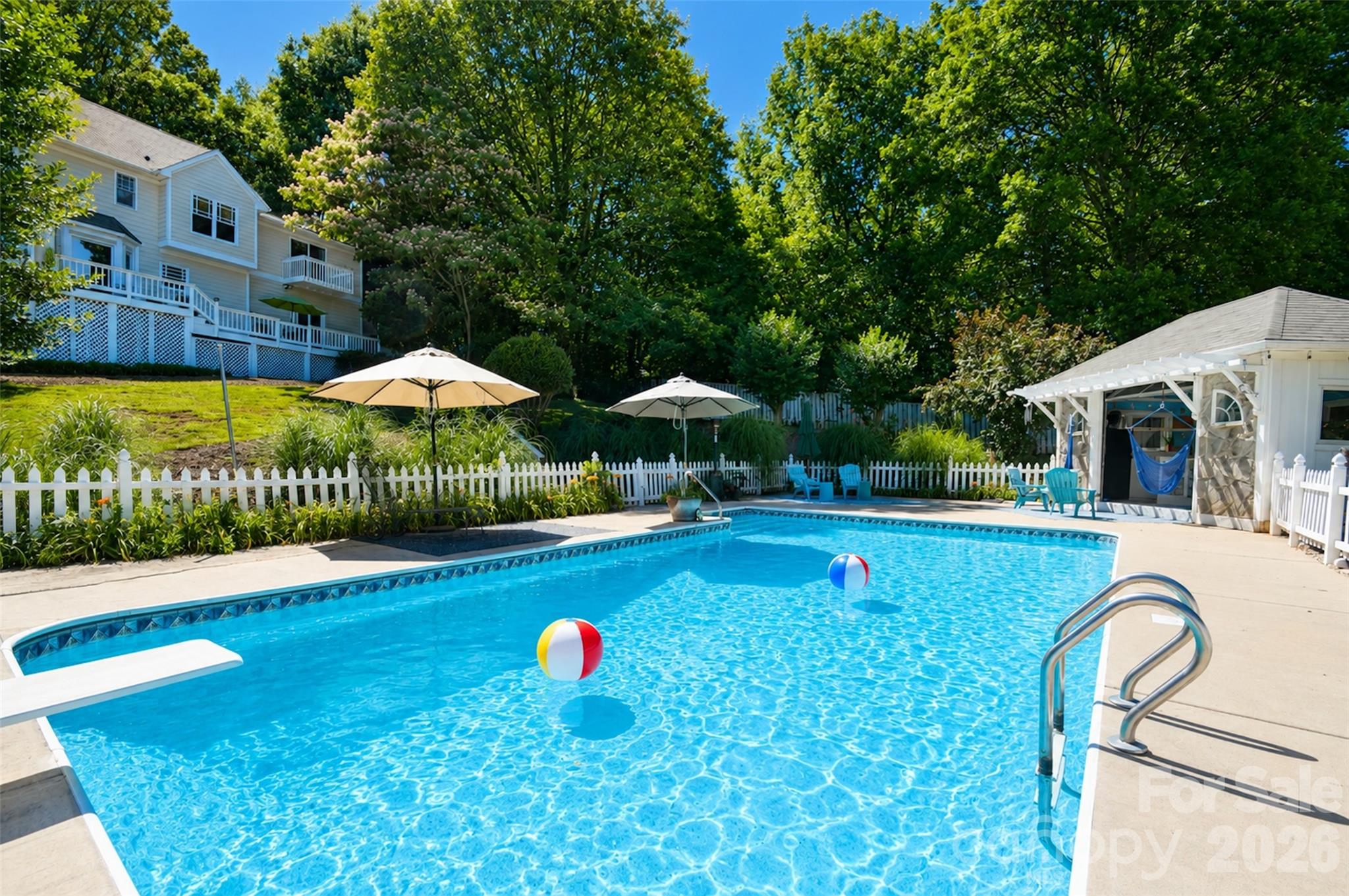 127 Vista Drive — Davidson