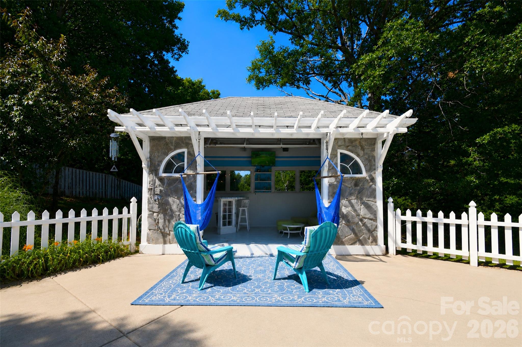 127 Vista Drive — Davidson