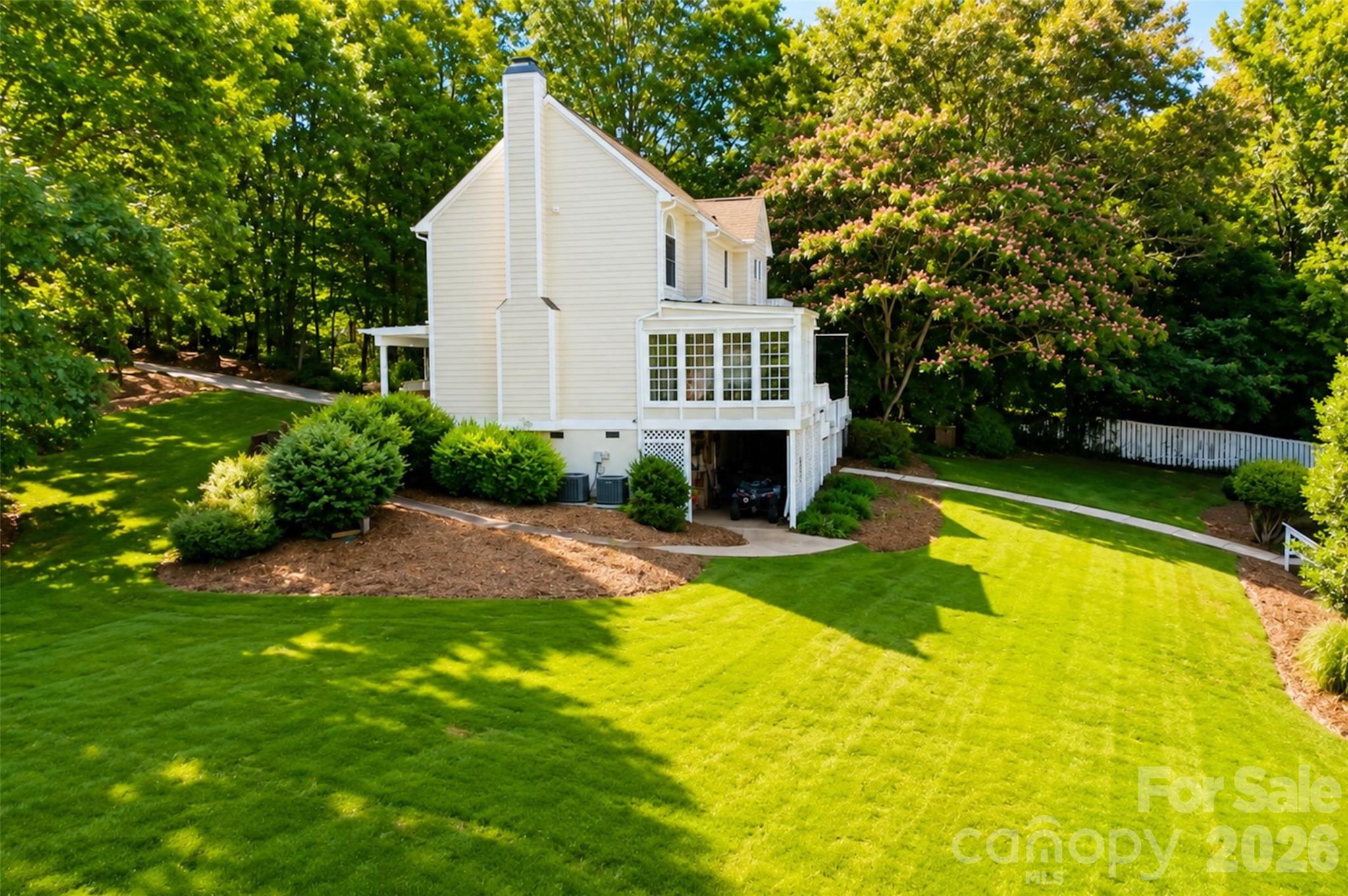 127 Vista Drive — Davidson