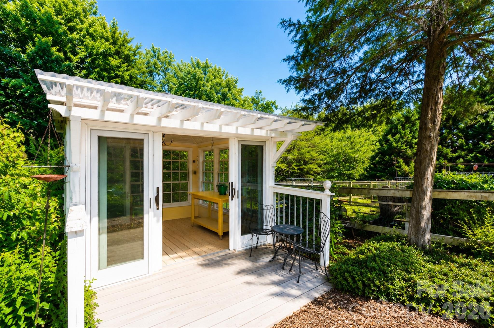 127 Vista Drive — Davidson