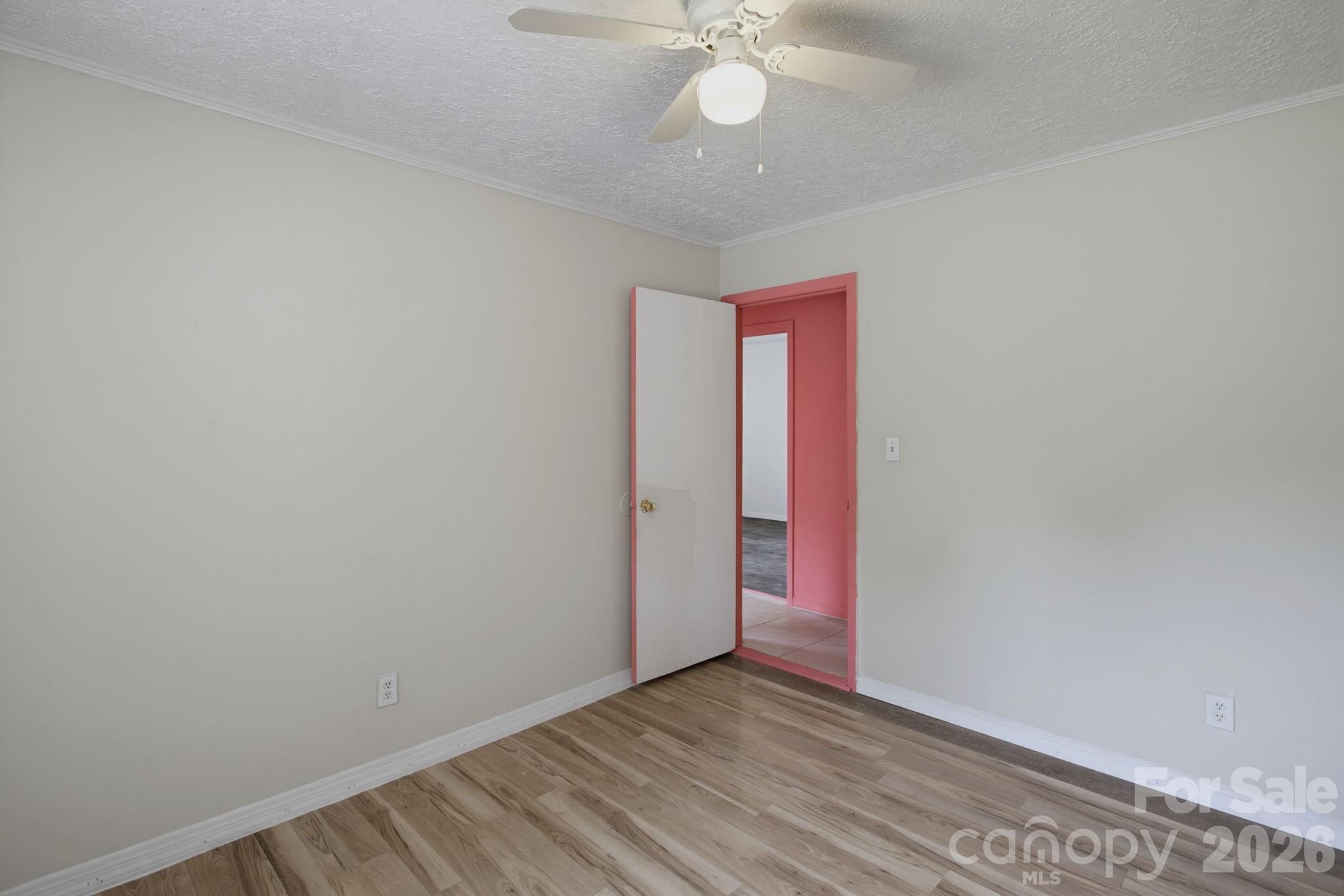 149 Dobbins Street — Wallace