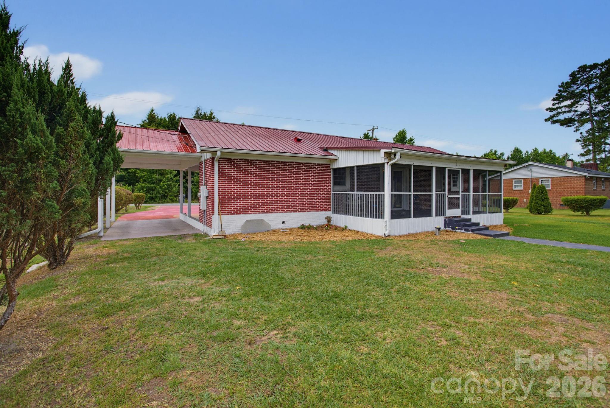 149 Dobbins Street — Wallace