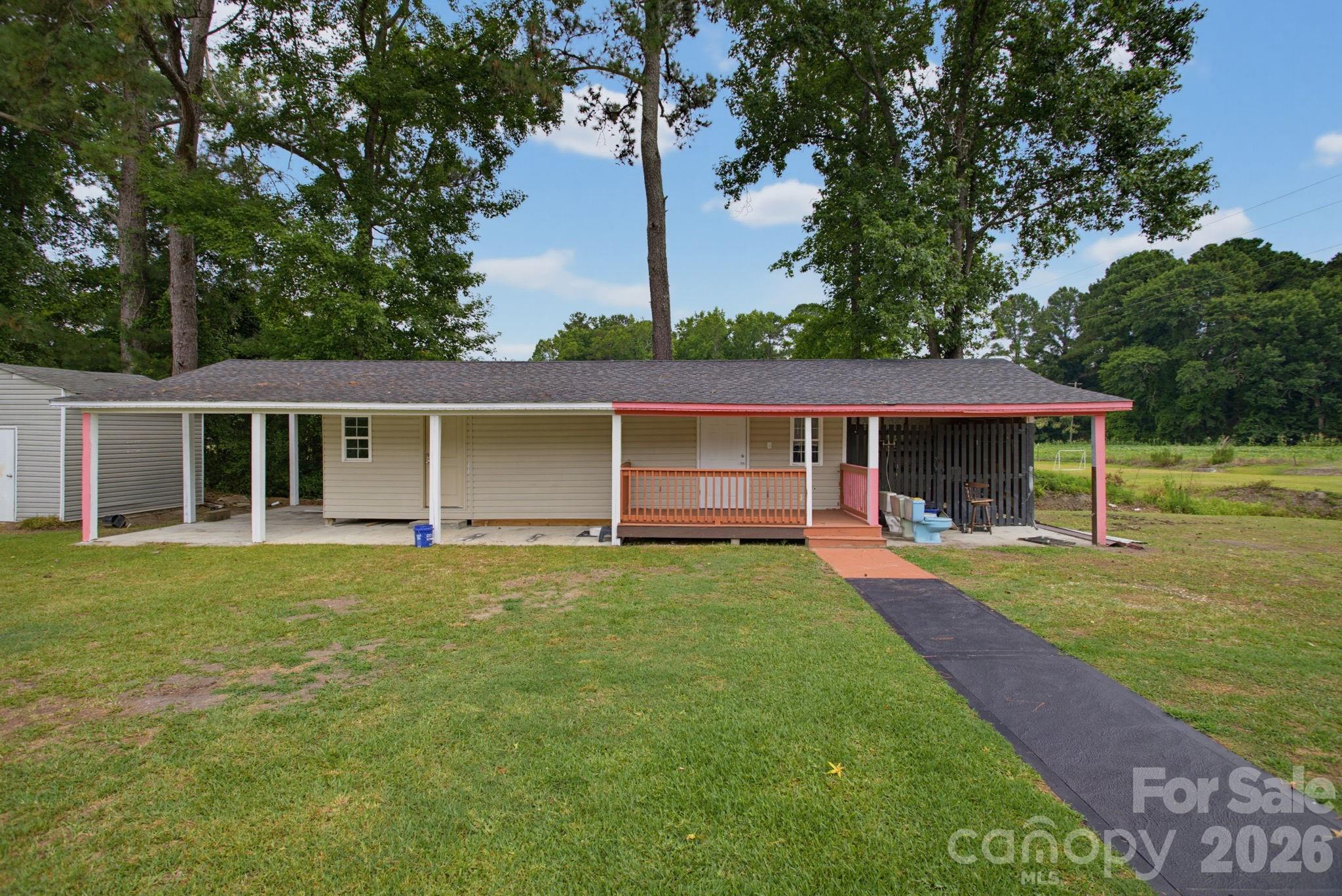 149 Dobbins Street — Wallace