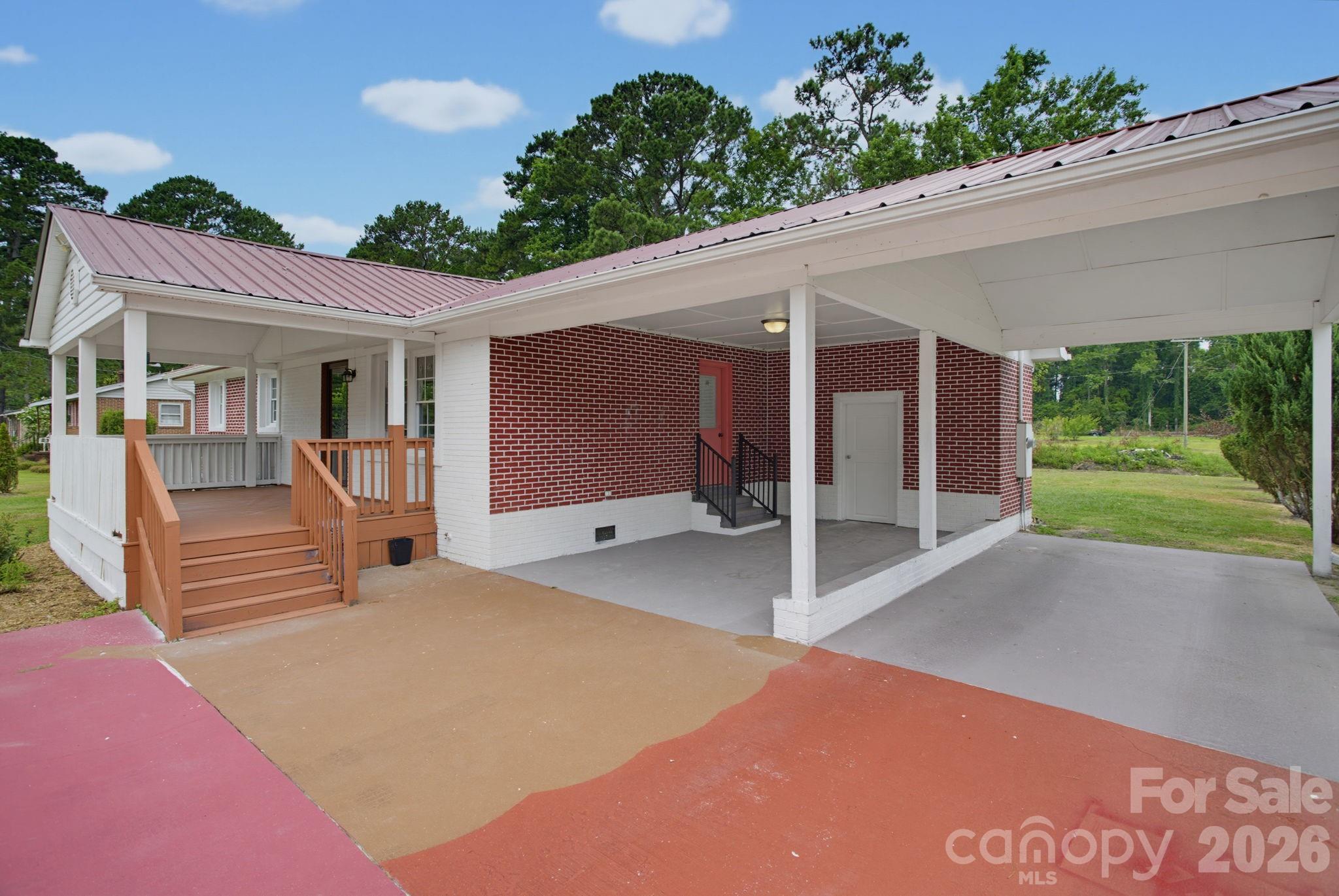 149 Dobbins Street — Wallace