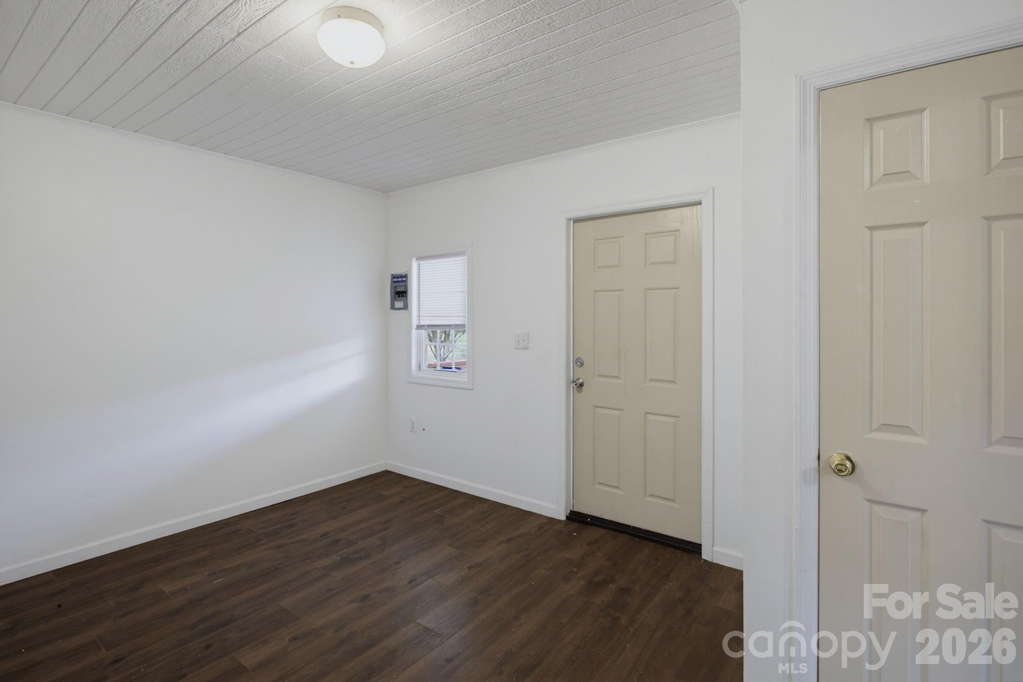 149 Dobbins Street — Wallace
