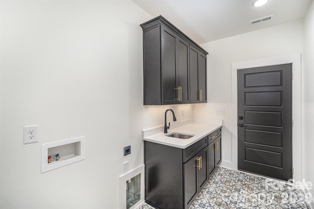 2808 Lathan Road — Monroe