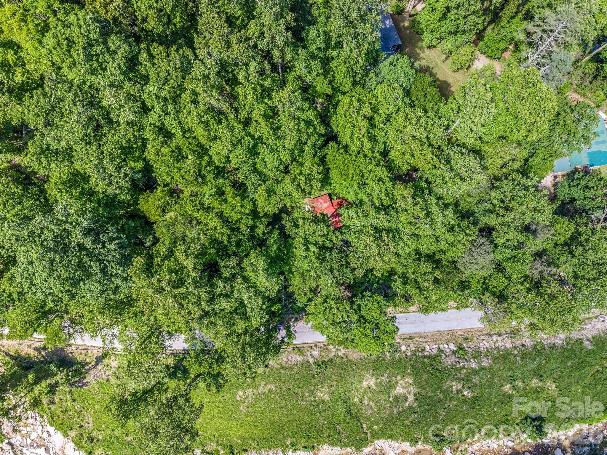 247 Legacy Layne Drive — Hendersonville