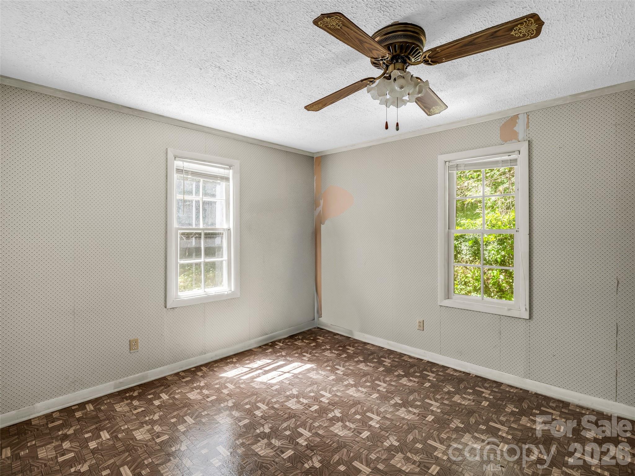 247 Legacy Layne Drive — Hendersonville