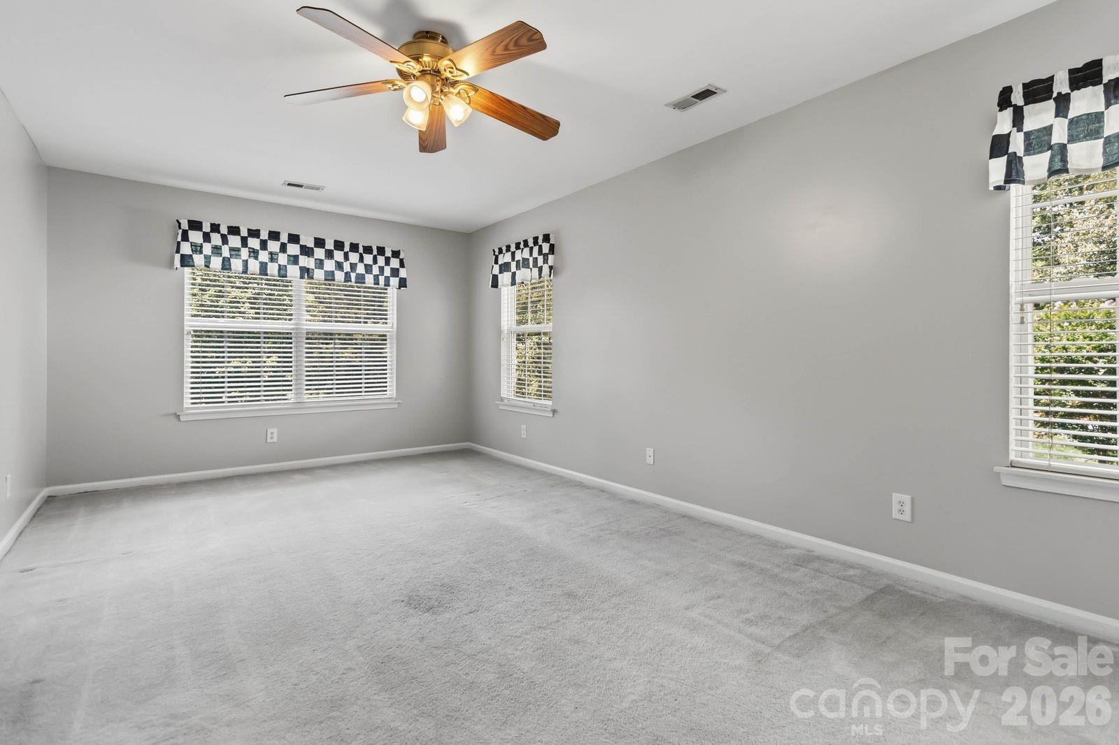 10606 Augustine Hill Lane — Charlotte