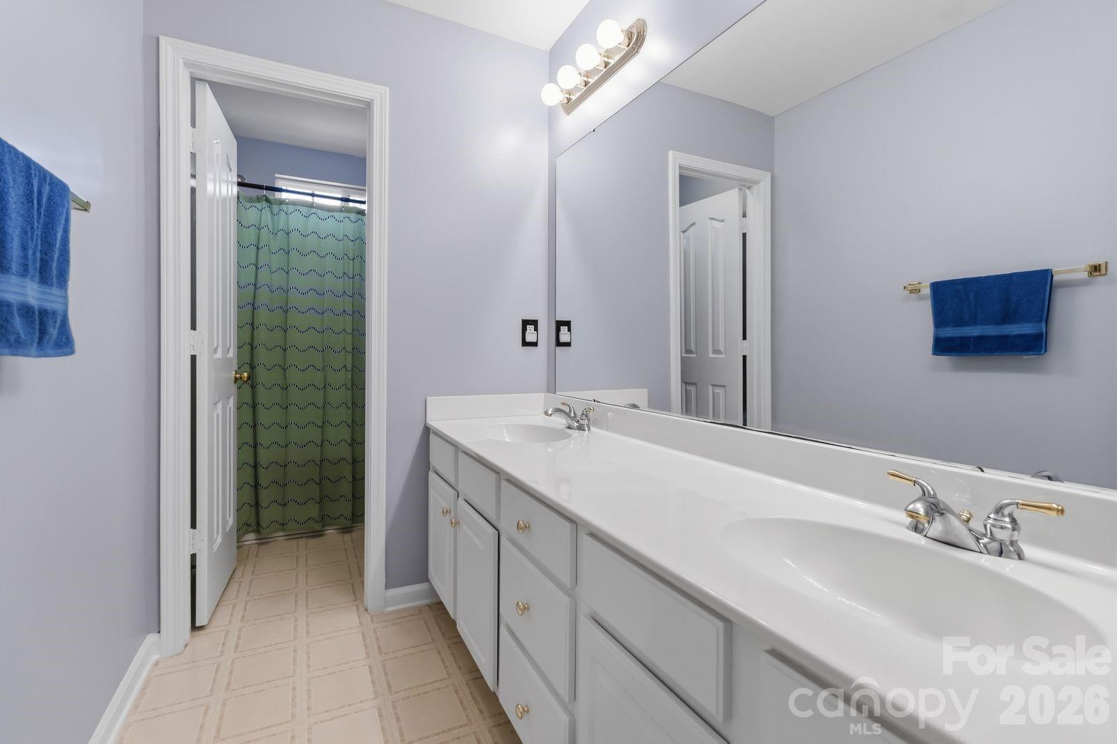 10606 Augustine Hill Lane — Charlotte