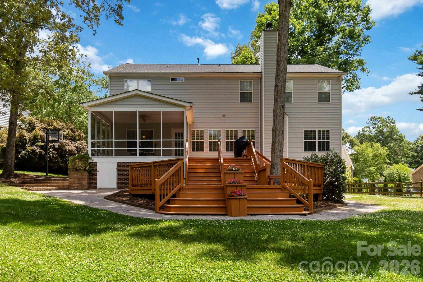 10606 Augustine Hill Lane — Charlotte