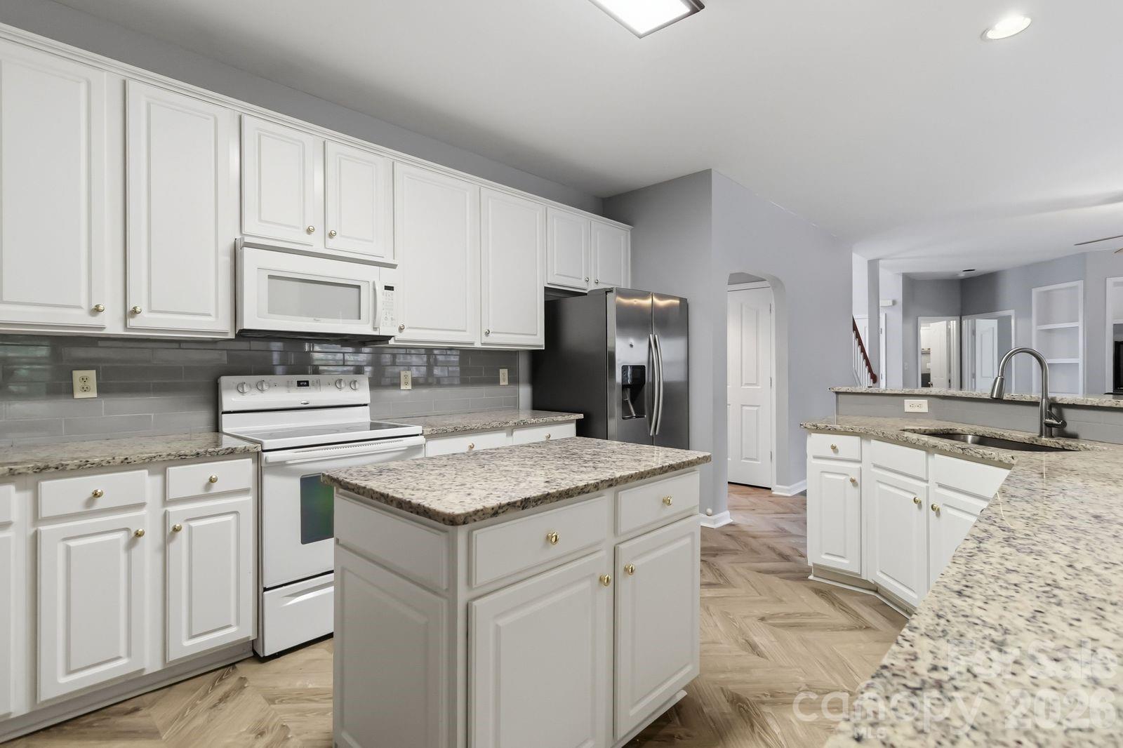 10606 Augustine Hill Lane — Charlotte