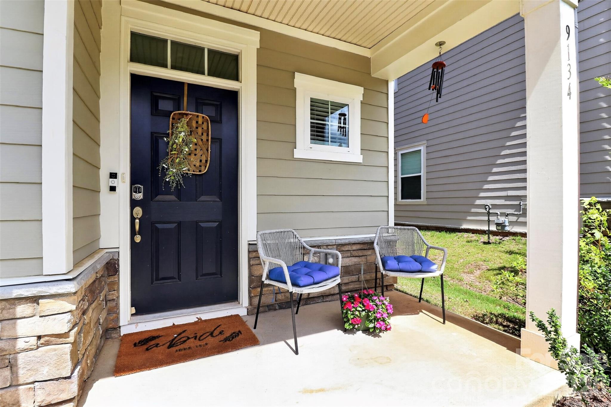 9134 Ramsford Court — Charlotte