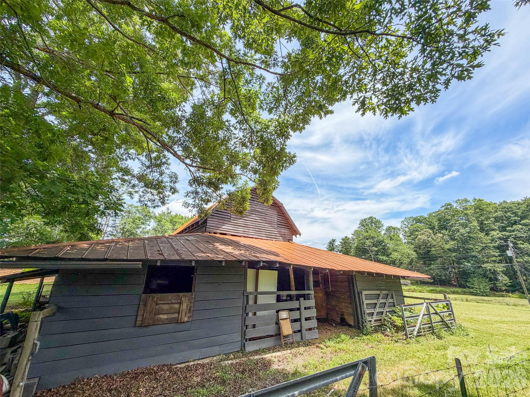 54 Old Lime Kiln Road — Arden