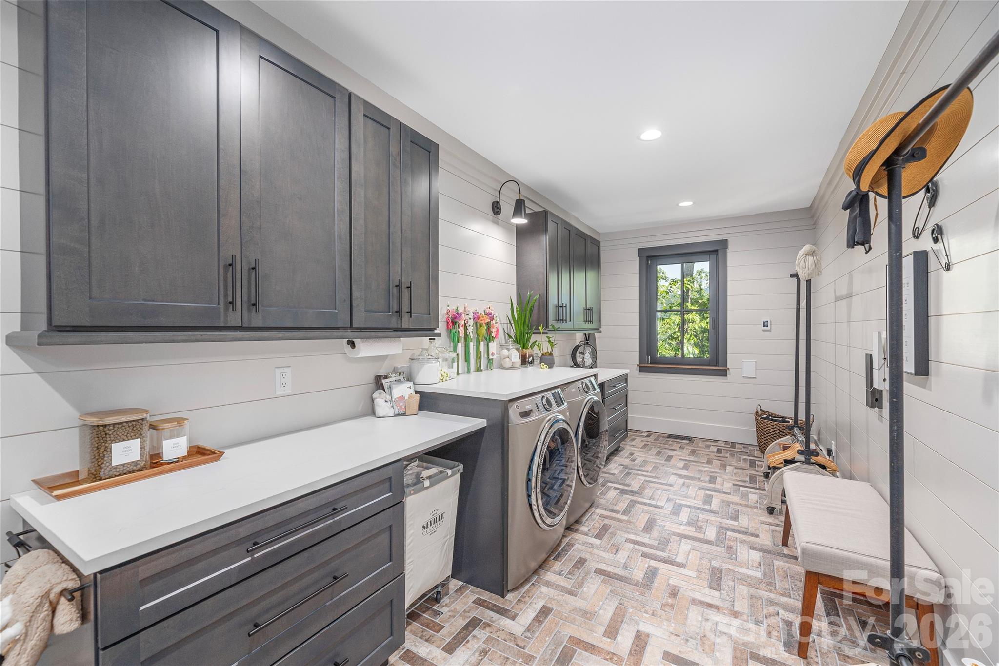 28 Garren View Drive — Fairview