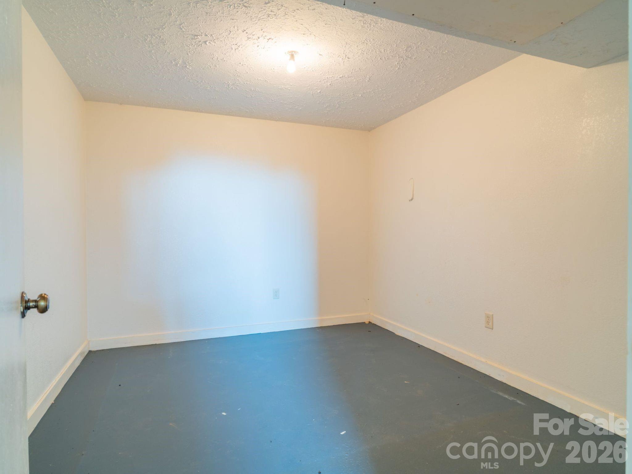 3020 Silver Creek Mountain Road — Morganton