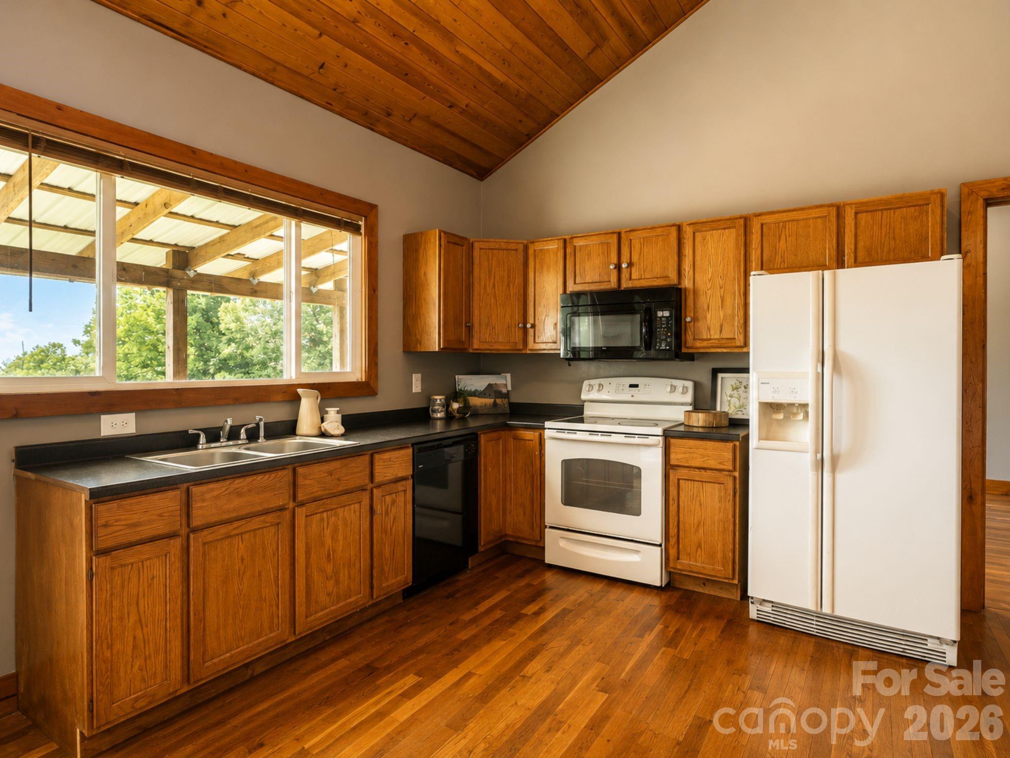 3020 Silver Creek Mountain Road — Morganton