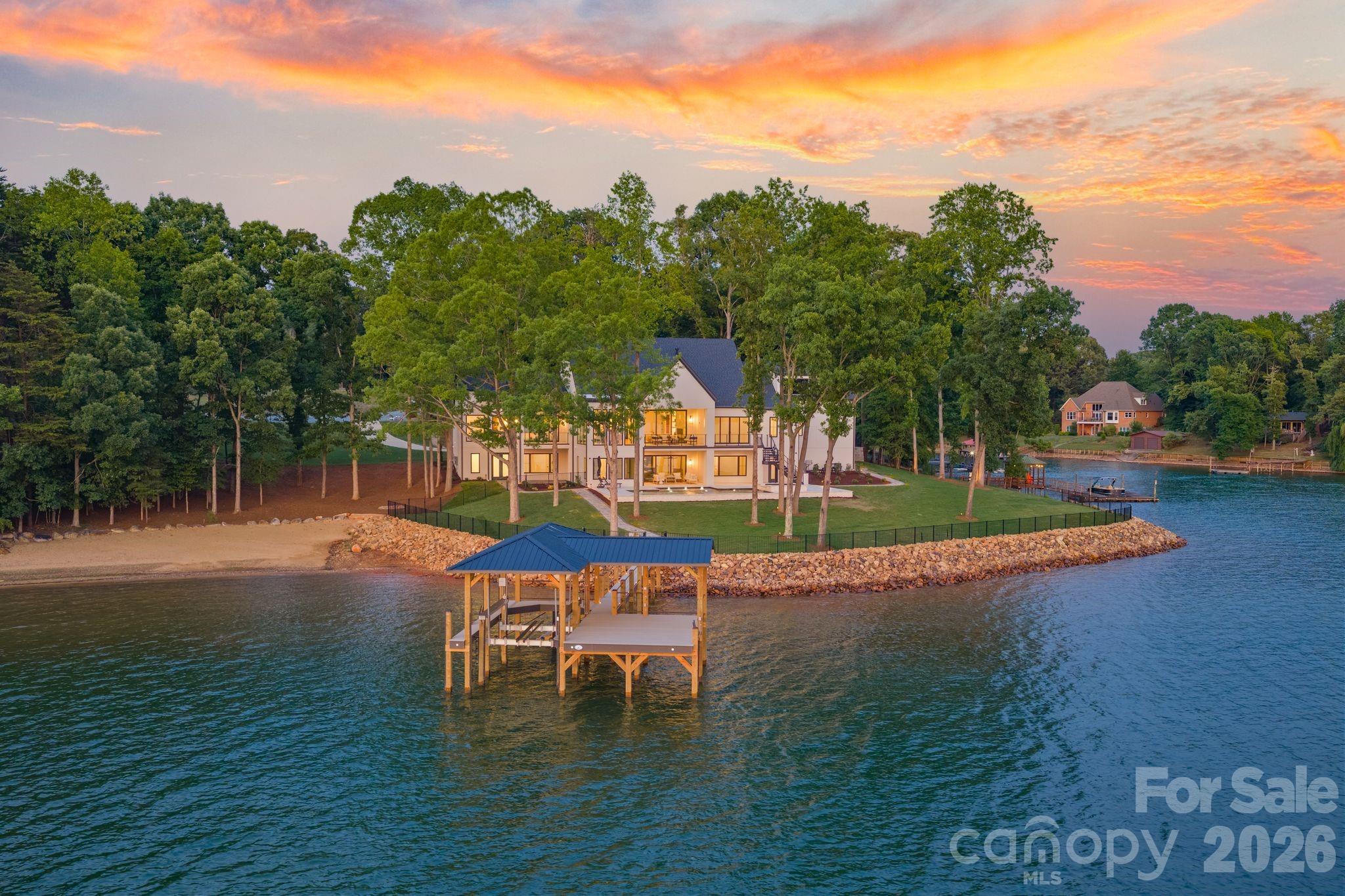 127 Tinker Place — Troutman