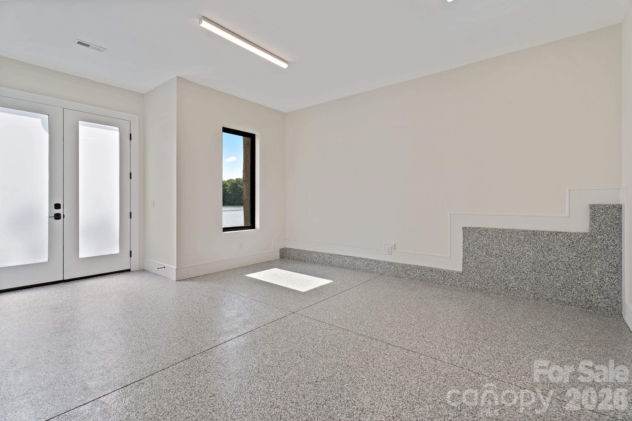 127 Tinker Place — Troutman