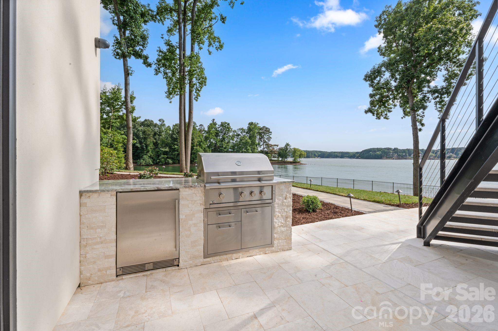 127 Tinker Place — Troutman