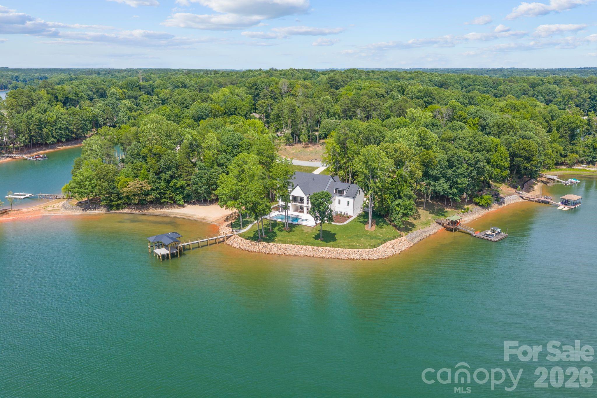 127 Tinker Place — Troutman