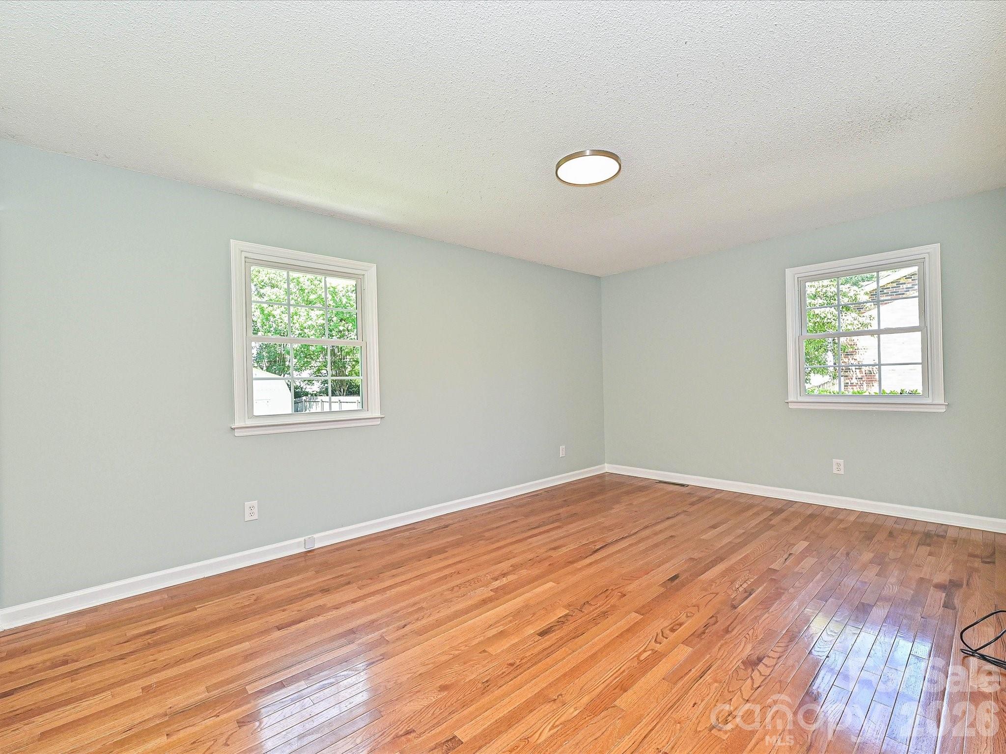 218 Sturbridge Drive — Charlotte