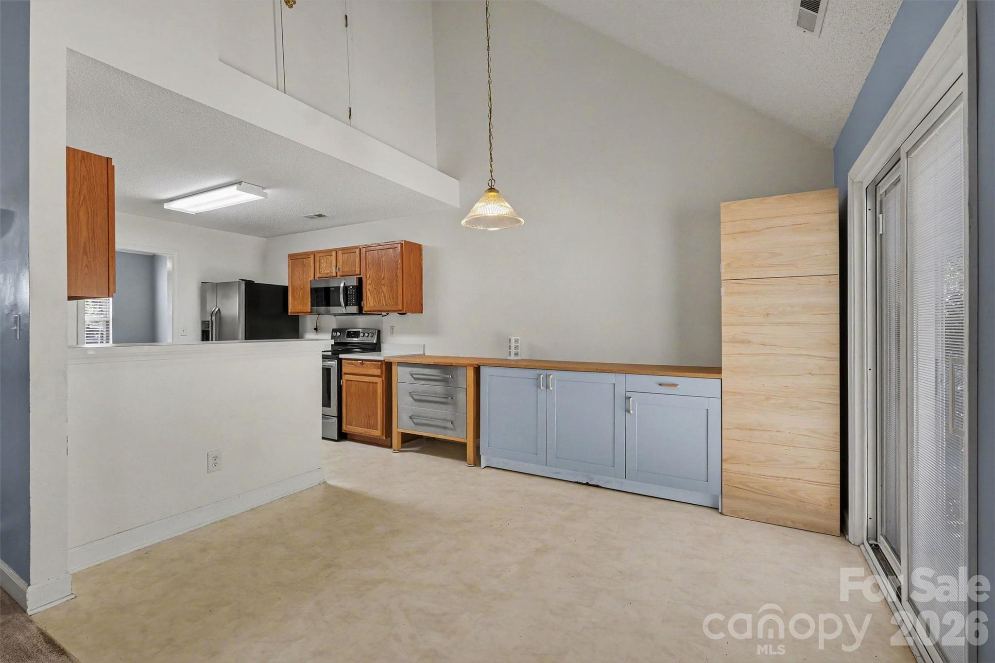 9229 Simonton Drive — Charlotte