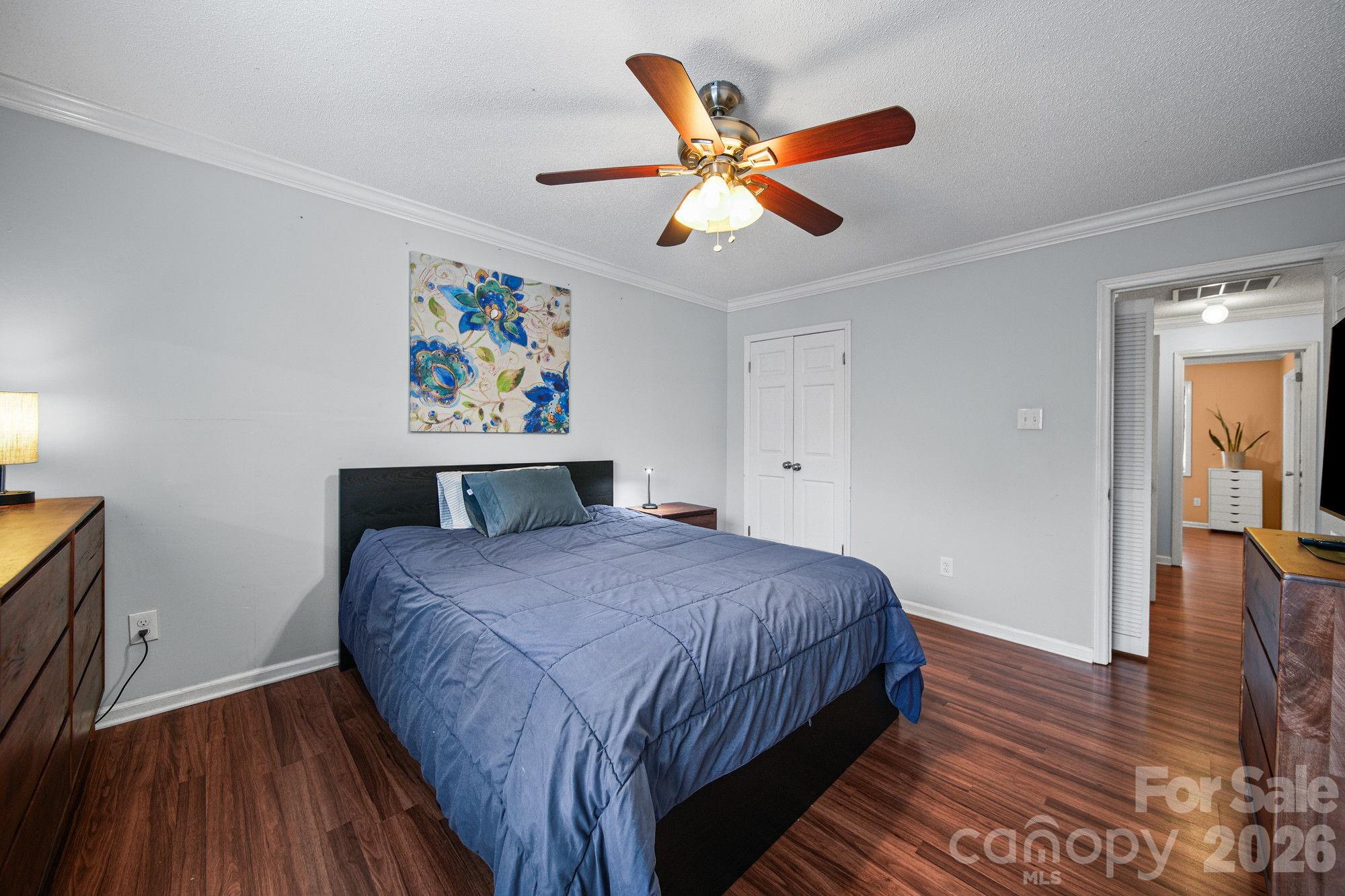 1519 South Point Road — Belmont